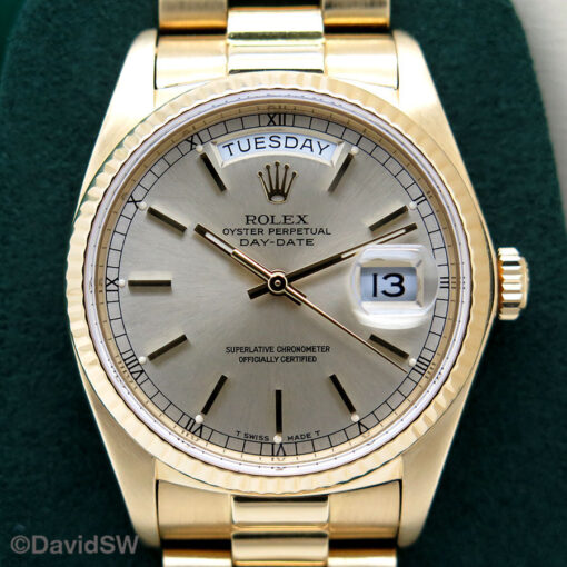 Rolex 18038 Day Date 18K Yellow Gold with Champagne Stick Dial - Image 3