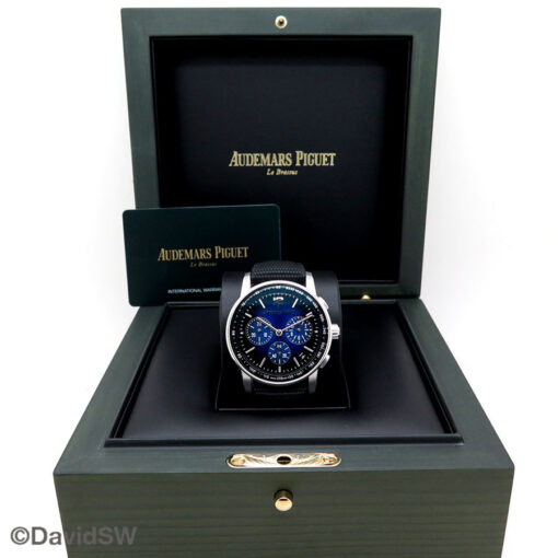 Audemars Piguet 26393BC Code 11.59 Automatic 18K White Gold with Blue Dial - Image 2