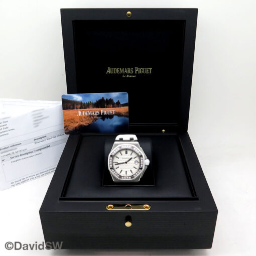 Alternative view of Audemars Piguet 67540SK Royal Oak Offshore Quartz 37mm with Diamond Bezel