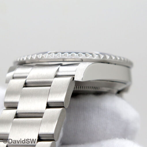 Rolex 16610LN Submariner - Image 6