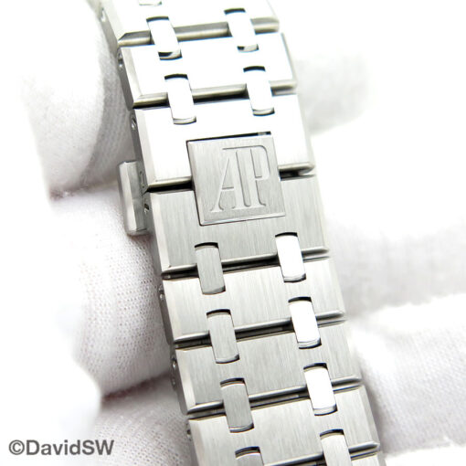 Audemars Piguet 26331ST Royal Oak Chronograph with Black Dial - Image 8