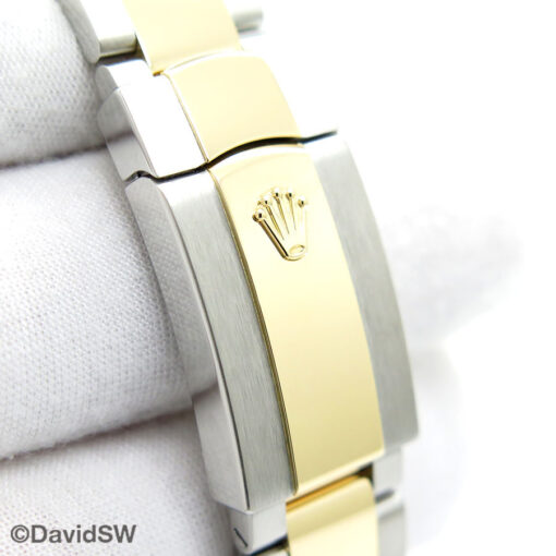 Rolex 126233 Datejust 18K/SS with Champagne Diamond Dial on Oyster - Image 7
