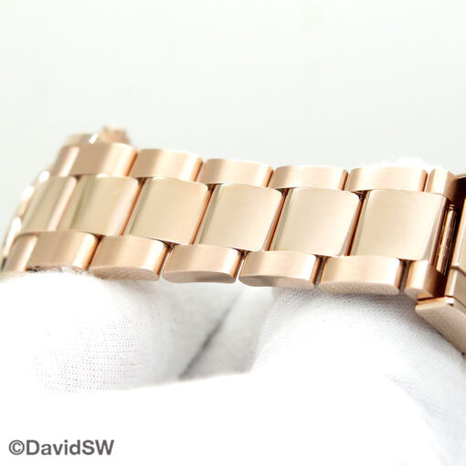 Rolex 126505 Cosmograph Daytona 18K Rose Gold with Sundust Dial (New Model) - Image 8