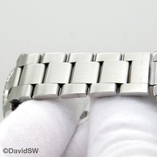 Rolex 16710 GMT Master II with Red/Black Bezel - Image 12