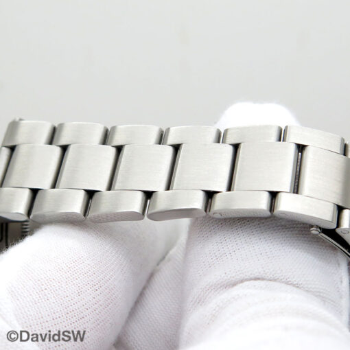 Rolex 16710 GMT Master II with Red/Black Bezel - Image 10