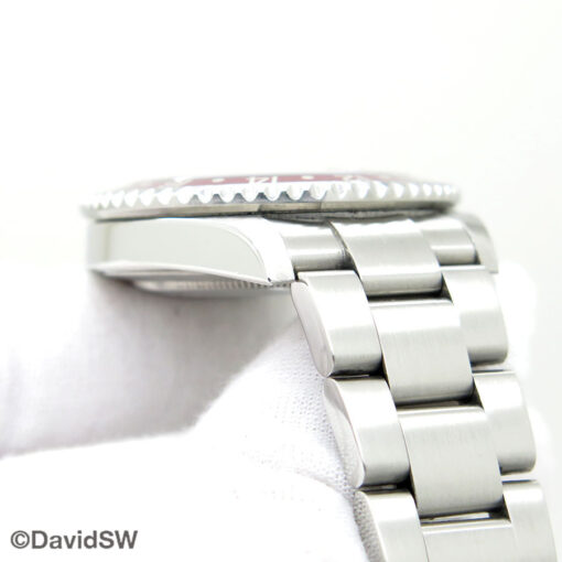 Rolex 16710 GMT Master II with Red/Black Bezel - Image 9