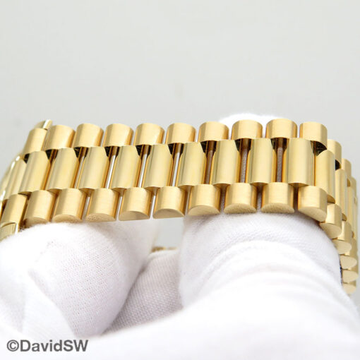 Rolex 228238 Day Date 40 18K Yellow Gold with Green Roman Dial - Image 6