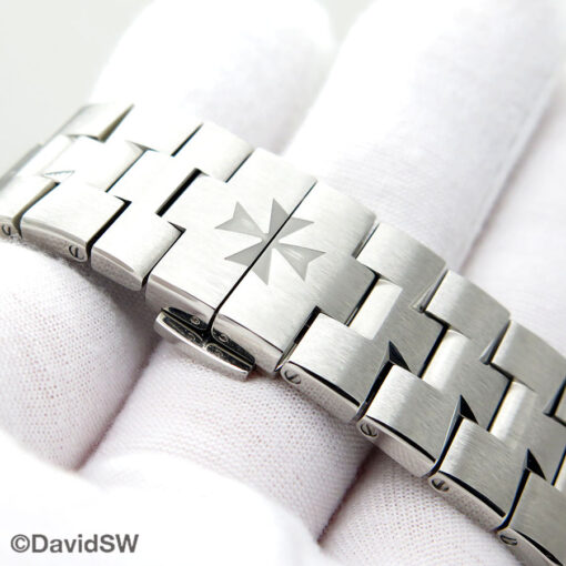 Vacheron Constantin 4500V Overseas Automatic with Silver Dial - Image 8