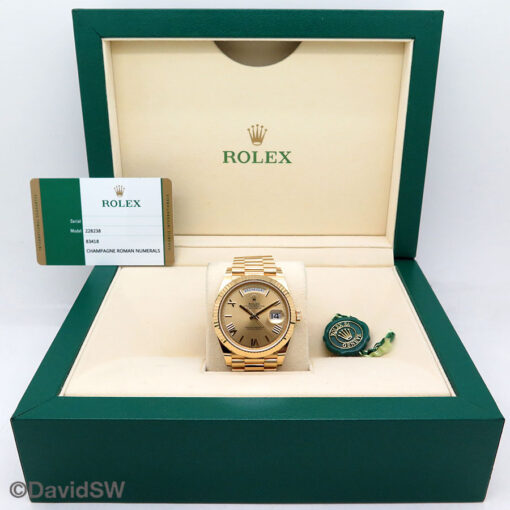 Rolex 228238 Day Date 40 18K Yellow Gold with Champagne Roman Dial - Image 2