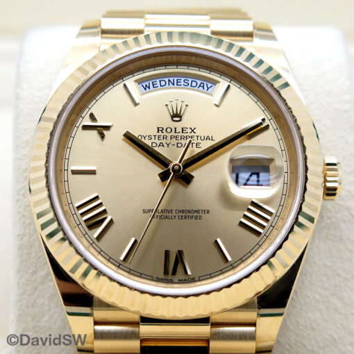 Rolex 228238 Day Date 40 18K Yellow Gold with Champagne Roman Dial - Image 3