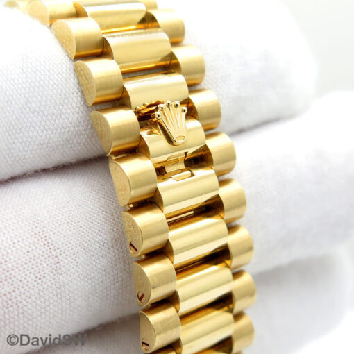 Rolex 228238 Day Date 40 18K Yellow Gold with Champagne Roman Dial - Image 7