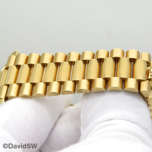 Rolex 228238 Day Date 40 18K Yellow Gold with Champagne Roman Dial - Image 8