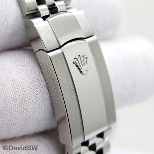 Rolex 126334 Datejust 41 with Silver Stick Dial on Jubilee - Image 7
