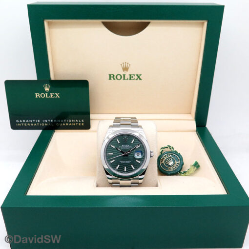 Rolex 126300 Datejust 41 with Mint Fluted Motif Dial on Oyster - Image 2