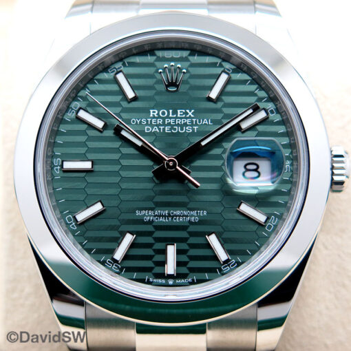 Rolex 126300 Datejust 41 with Mint Fluted Motif Dial on Oyster - Image 3