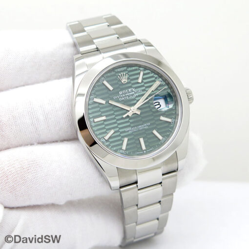 Rolex 126300 Datejust 41 with Mint Fluted Motif Dial on Oyster
