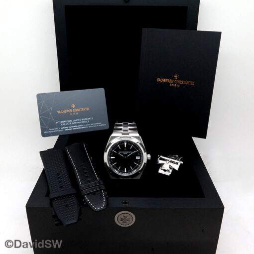 Alternative view of Vacheron Constantin 4500V Overseas with Black Dial Automatic