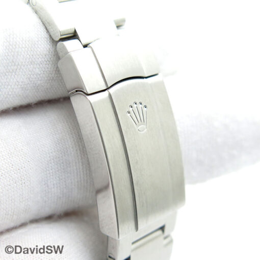 Rolex 124300 Oyster Perpetual 41 with Green Dial - Image 7