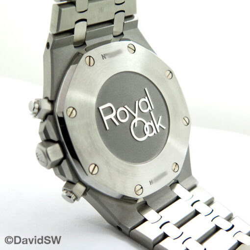 Audemars Piguet 26320ST Royal Oak Chronograph with Silver Dial - Image 4