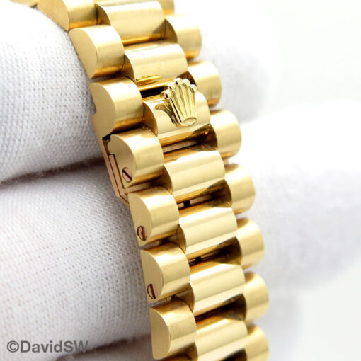 Rolex 18038 Day Date 18K Yellow Gold with Ivory Rolex Motif Arabic Dial - Image 11