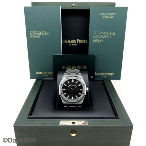 Alternative view of Audemars Piguet 15500ST Royal Oak with Black Dial