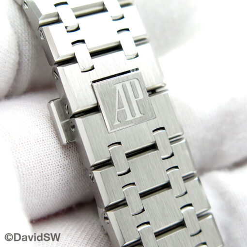 Audemars Piguet 15500ST Royal Oak with Blue Dial - Image 8