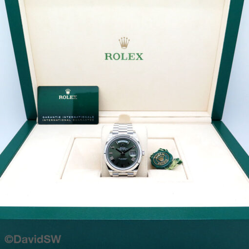 Rolex 228236 Day Date 40 Platinum with Olive Green Roman Dial (New Model) - Image 2