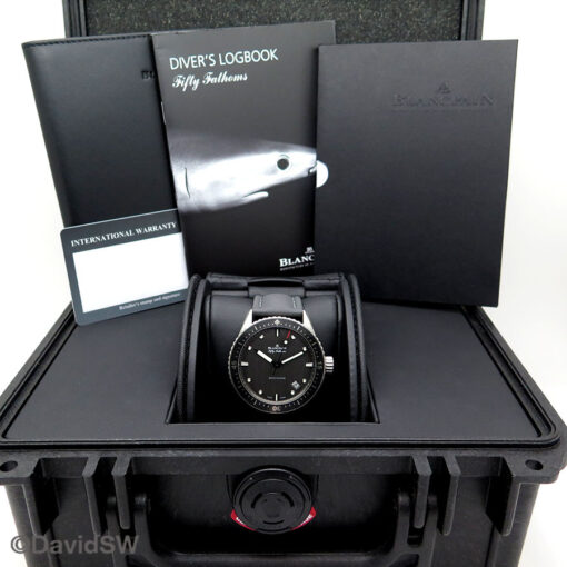 Alternative view of Blancpain Fifty Fathoms Bathyscaphe Titanium Automatic