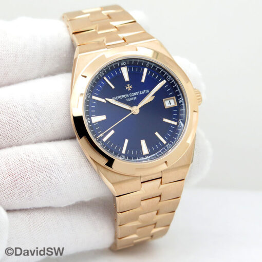 Vacheron Constantin 4520V Overseas 18K Rose Gold with Blue Dial Automatic (New Model)