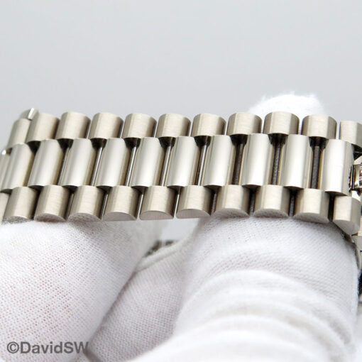 Rolex 228239 Day Date 18K White Gold with Olive Green Roman Dial - Image 8