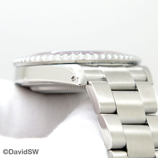 Rolex 16710 GMT Master II with Red & Black Bezel - Image 9
