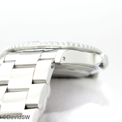 Rolex 16710 GMT Master II with Red & Black Bezel - Image 8