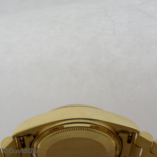 Rolex 18038 Day Date 18K Yellow Gold with Champagne Stick Dial - Image 5