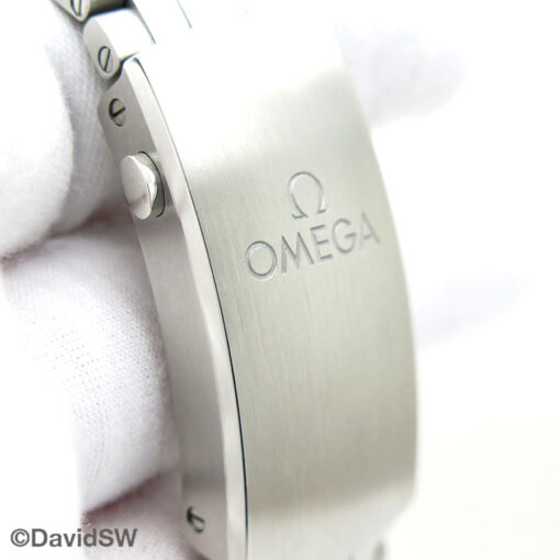 Omega Seamaster Diver 300m Chronograph 18K/SS with Blue Dial on Bracelet - Image 8