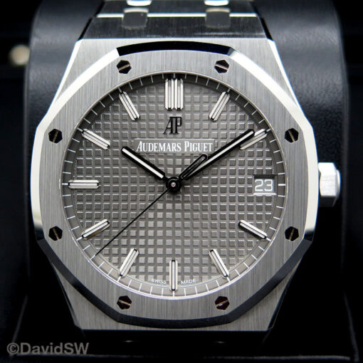 Audemars Piguet 15500ST Royal Oak with Ruthenium Dial - Image 3