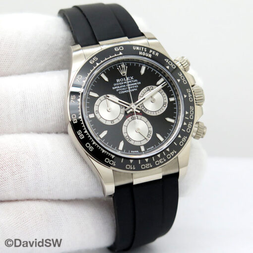 Rolex 126519LN Cosmograph Daytona 18K White Gold with Black Dial on Oysterflex (New Model)