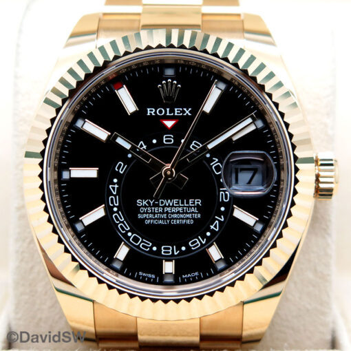Rolex 326938 Skydweller 18K Yellow Gold with Black Dial - Image 3