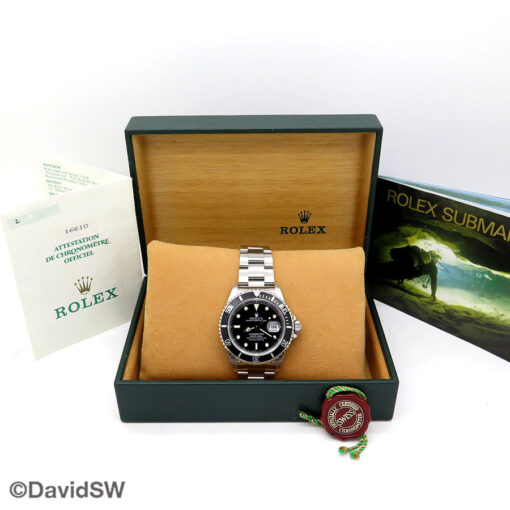 Rolex 16610LN Submariner - Image 2