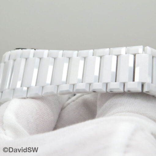 Hublot Big Bang Integrated White Ceramic Chronograph 42mm - Image 9