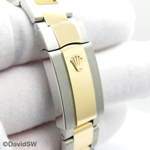 Rolex 126233 Datejust 18K/SS with White Roman Dial on Oyster - Image 7
