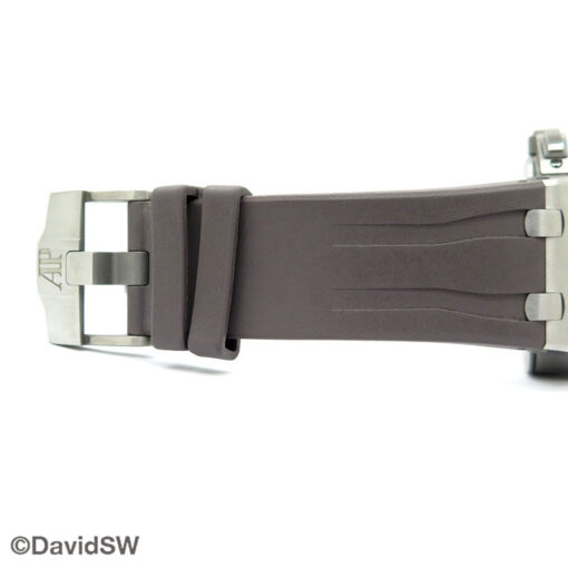 Audemars Piguet 26400IO Royal Oak Offshore Chronograph - Image 7