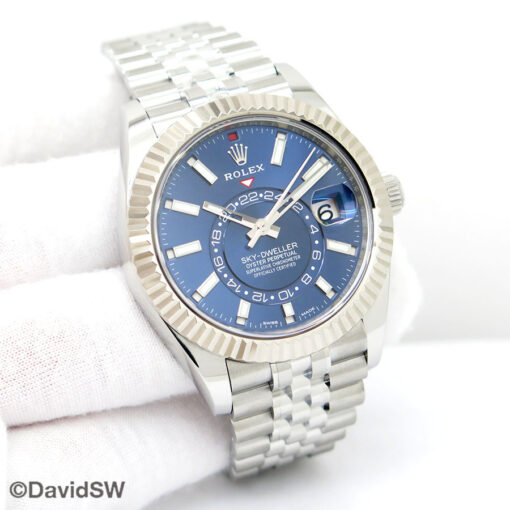 Rolex 326934 Skydweller with Blue Dial on Jubilee