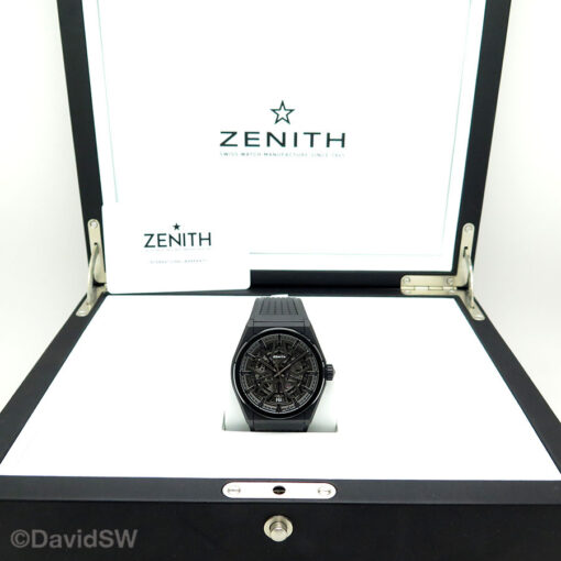 Alternative view of Zenith Defy Classic 41mm Black Ceramic