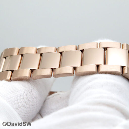 Rolex 116505 Cosmograph Daytona 18K Rose Gold with Black Dial - Image 6