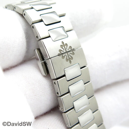 Patek Philippe 5726/1A Nautilus Annual Calendar Moonphase with Blue Dial - Image 8