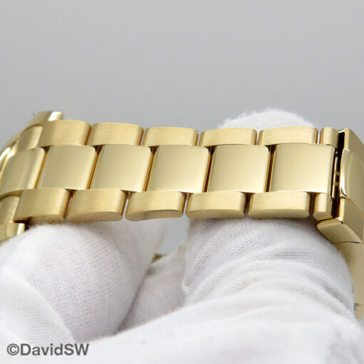 Rolex 326938 Sky-Dweller 18K Yellow Gold with Champagne Dial - Image 8