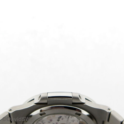 Patek Philippe 5711/1A Nautilus with Blue Dial and New Movement - Image 5