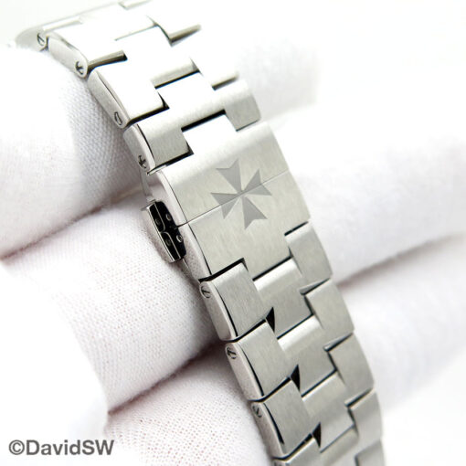 Vacheron Constantin 7920V Overseas Dual Time with Silver Dial (New Model) - Image 8