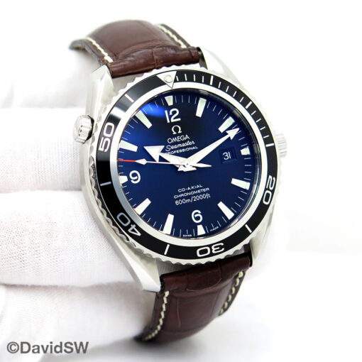 Omega 2900.50.37 Seamaster Planet Ocean 600m XL with Black Dial on Leather