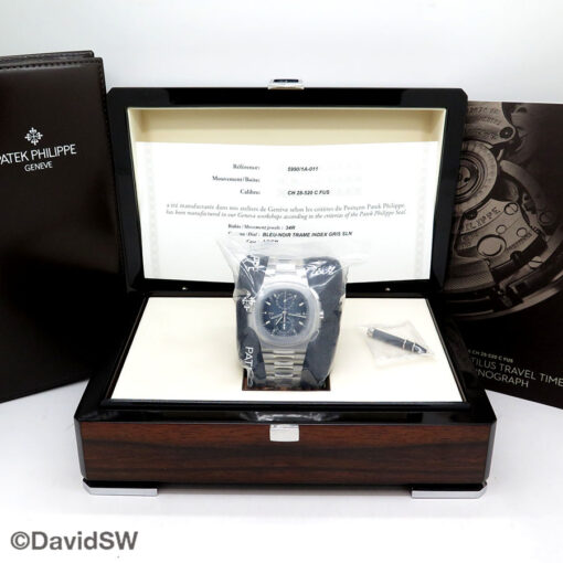 Patek Philippe 5990/1A Nautilus Travel Time Chronograph - Image 2